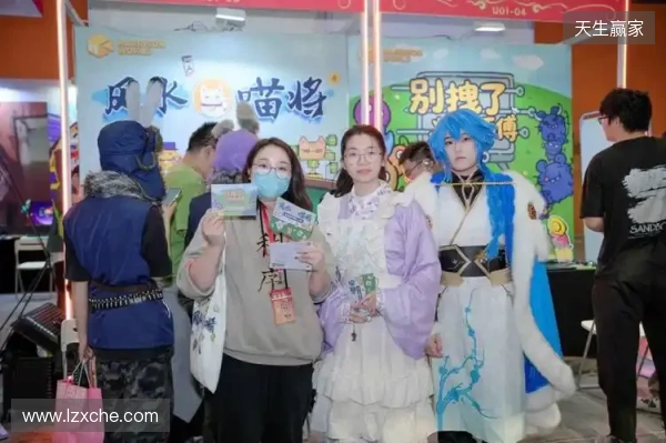 双作齐发:HARRISONWORLD携新作首秀萤火虫漫展